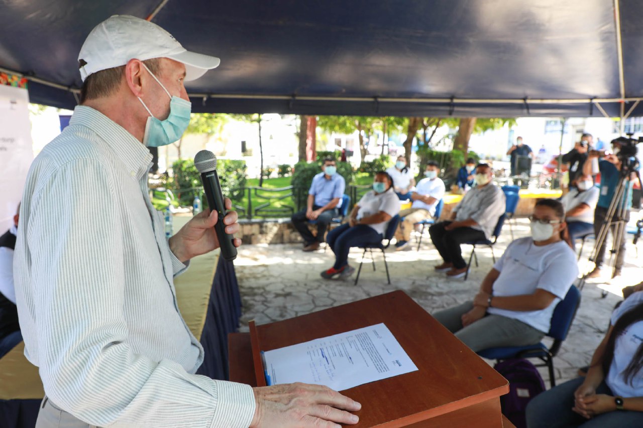Gobierno firma convenio para beneficiar con pasantías y cursos laborales a jóvenes de Conchagua gobierno-firma-convenio-para-beneficiar-con-pasantias-y-cursos-laborales-a-jovenes-de-conchagua